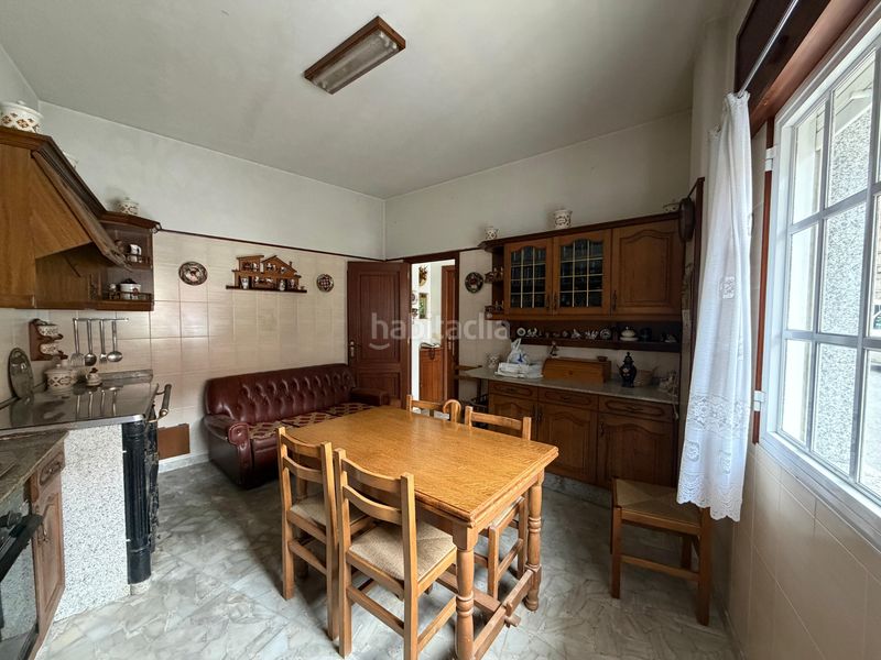 Foto 15d50484-99d5-4d83-aebb-cada222daae0. Casa a rua carretera de tanxil 3 a Rianxo