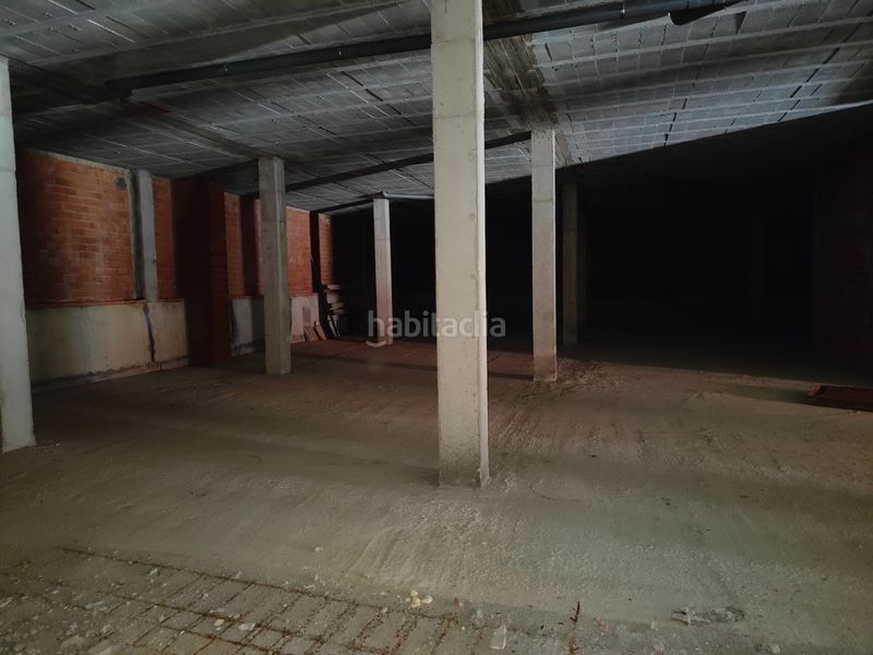 Foto 64690f72-7a4d-42d1-9623-bd8268101358. Local comercial a dp-3301 40 a Rianxo