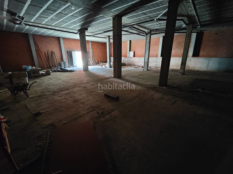 Foto dd485b63-2742-4b6e-a4cf-e88b4bfb5936. Local comercial a dp-3301 40 a Rianxo