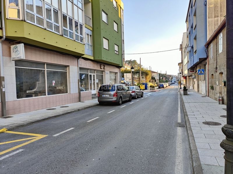 Foto ef58c139-e4c4-4c6c-b254-e9d572fb446b. Local comercial a rúa rinlo 18 a Rianxo