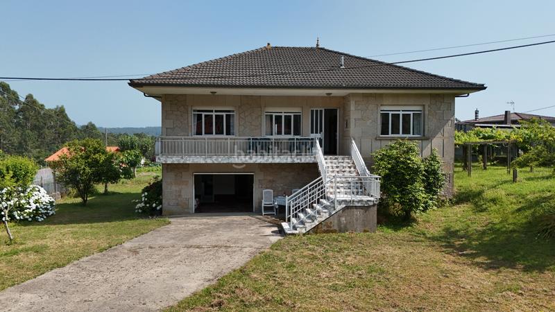 Foto 288c749e-ccbe-486a-9822-d83c9b9d0550. Casa a rua pousada 6 a Rianxo