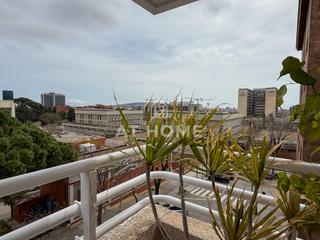 Pis a Pedralbes. Tu nuevo hogar en barcelona: luz, espacio y una terraza que lo c