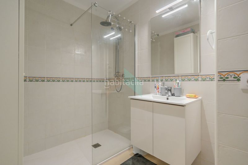 Foto 619f7280-a8c2-4738-a0fd-e2d20b9a452d. Apartament amb piscina a Cabo Blanco Arona