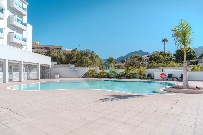 Foto f3a9a3dd-9ffb-44af-9d04-a7b3ab643dd9. Apartament amb piscina a Cabo Blanco Arona