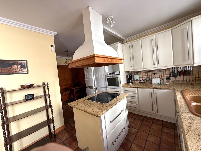 Foto 3f16d6da-c81d-4400-ab43-f880039742f4. Casa amb calefacció aparcament a Arico