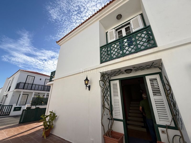 Foto 701b5136-7b5b-46a5-806e-03ed0b7f8f3a. Casa amb calefacció aparcament a Arico