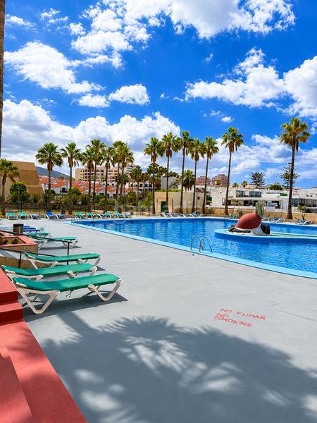 Foto c52e10ba-cdc7-4d24-9cbf-f36a53a984ee. Apartament a Playa de las Américas Arona