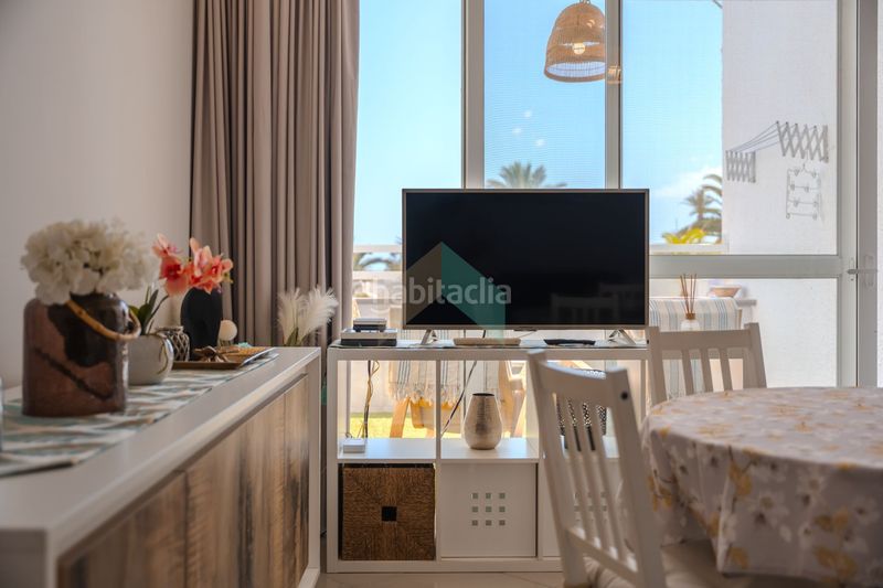 Foto 97a7734c-44a2-4dd4-9a47-92f171db75a6. Apartament amb piscina a Costa del Silencio Arona