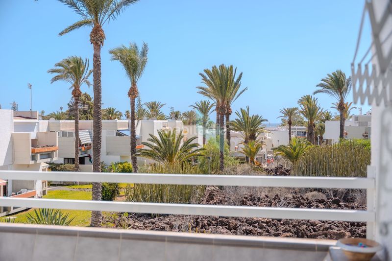 Foto fcbef04c-19fe-4df8-bae0-c45114f6d340. Apartament amb piscina a Costa del Silencio Arona