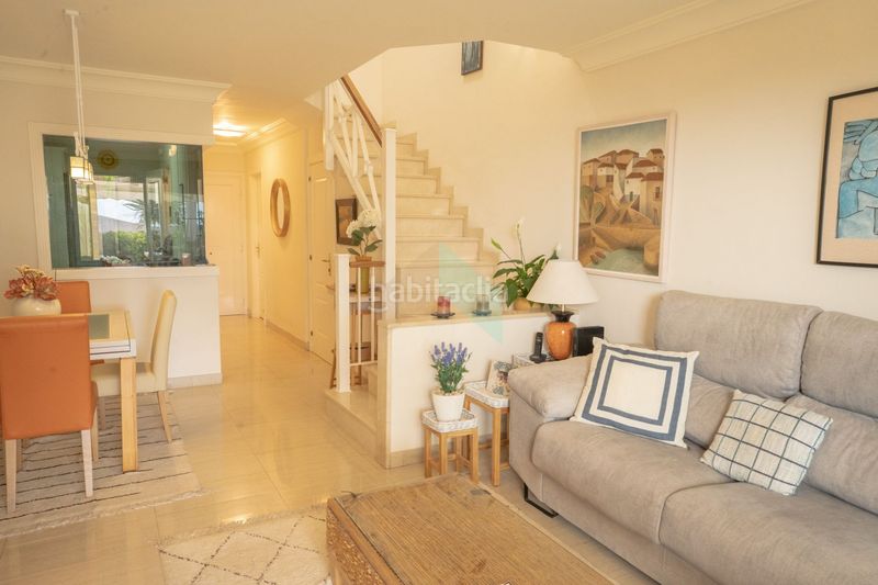 Foto ca15caa5-eede-427b-8289-1207b26100ca. Casa adossada amb calefacció aparcament a Chayofa Arona