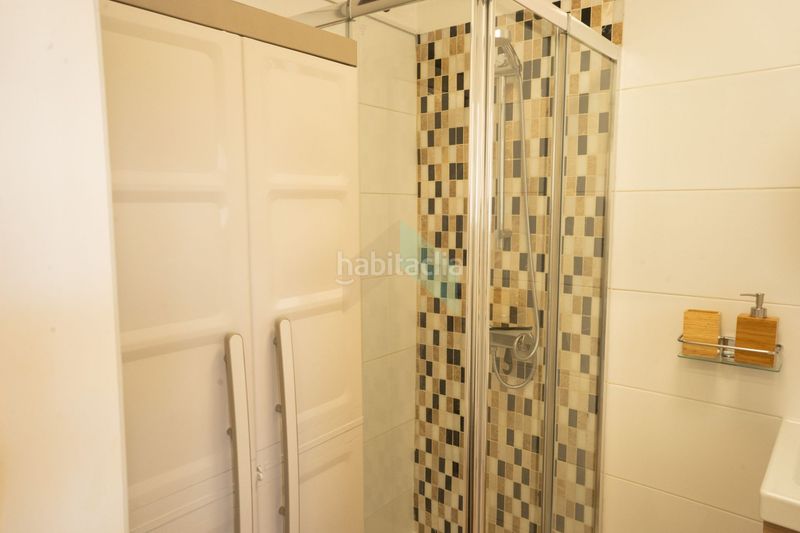 Foto ba1d6085-a5bf-44fa-8a9d-a9890217e695. Estudi amb piscina a Los Cristianos Arona