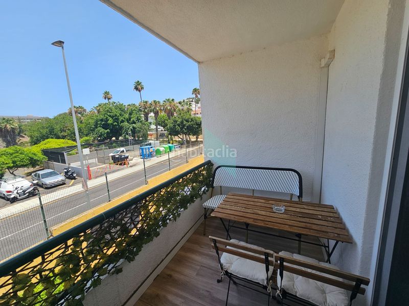 Foto bdc50644-5251-426e-a46b-f908004ec1f9. Estudi amb piscina a Los Cristianos Arona