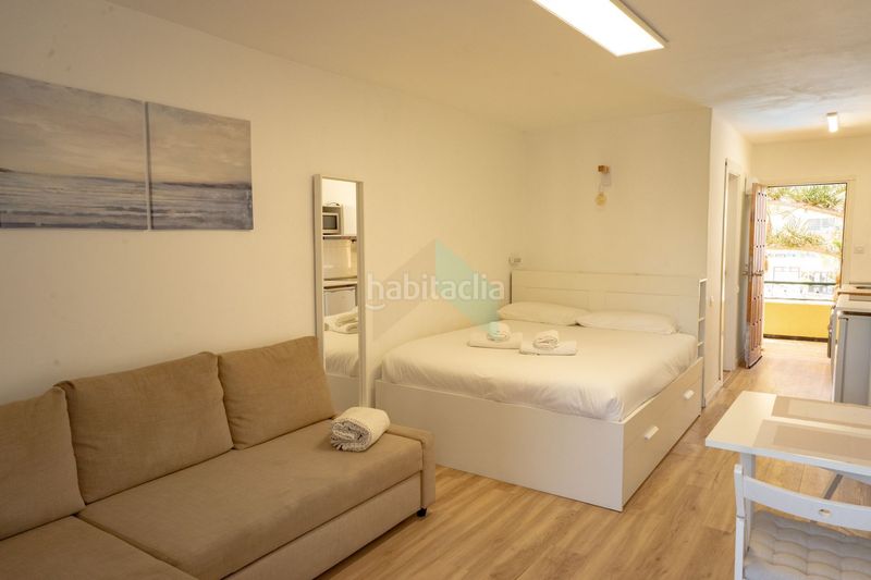Foto c8d5ead4-605a-448d-b2d2-b93a484011c1. Estudi amb piscina a Los Cristianos Arona