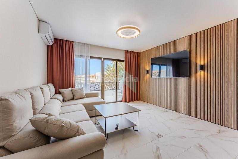 Foto 07d9e722-9885-4f5e-beae-d64b3a392524. Zweistöckige wohnung mit pool in Costa del Silencio Arona