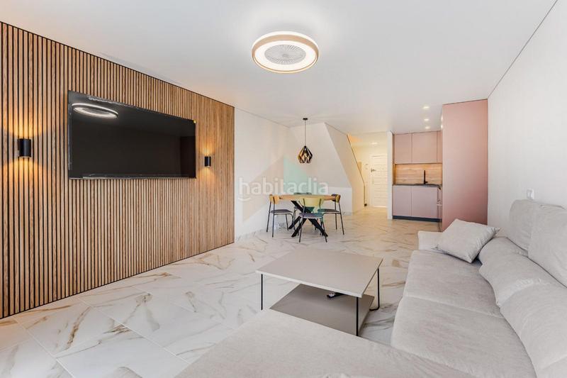 Foto bd25a1eb-5e40-427f-acc4-257a3af445da. Zweistöckige wohnung mit pool in Costa del Silencio Arona