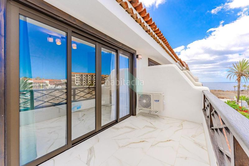 Foto c3256fef-88ba-40c7-bc99-bfe48a00469c. Zweistöckige wohnung mit pool in Costa del Silencio Arona