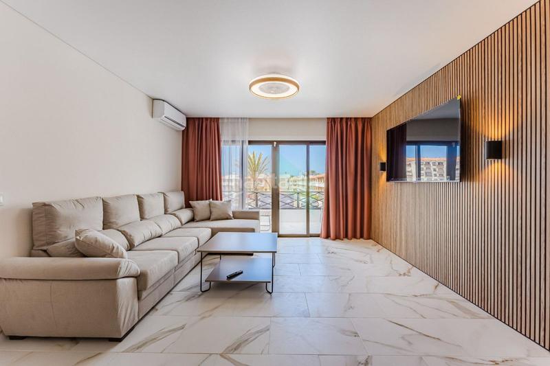 Foto fbb28558-05e3-48f8-8e41-4276824bf1d4. Zweistöckige wohnung mit pool in Costa del Silencio Arona