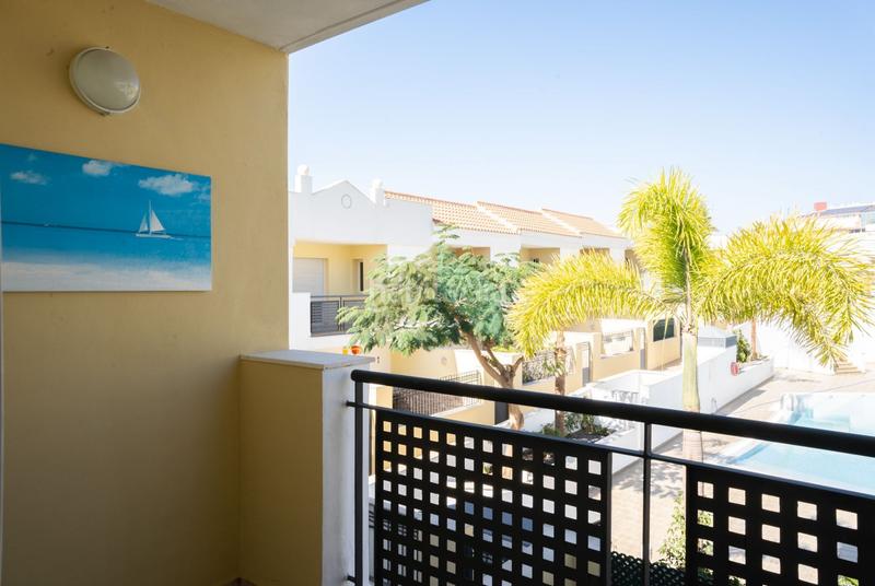 Foto db5e0ca6-8561-4977-a5bd-3c7ff4783ffe. Casa adossada amb piscina a Playa Fañabé Alto Adeje