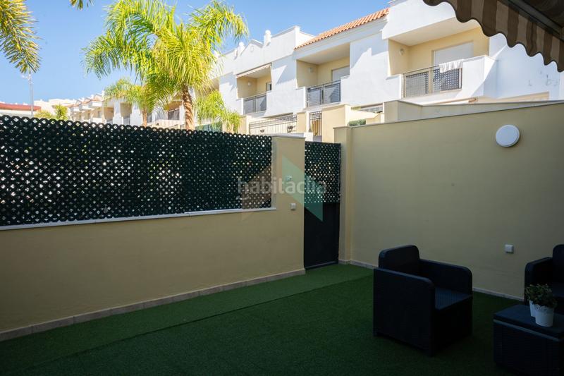 Foto f0198049-ca22-4af6-93e8-5f3cceb077ee. Casa adossada amb piscina a Playa Fañabé Alto Adeje