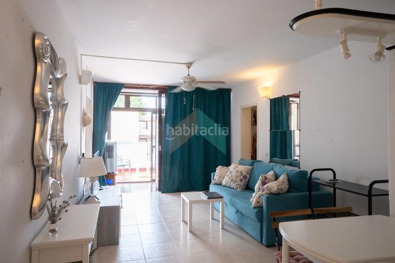 Foto 03e37940-0b57-4cad-aed7-35902f2f535d. Apartamento  luminoso en venta en tenerife sur con terraza privada y piscina comunitaria en Arona
