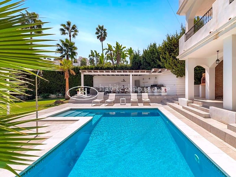 Foto 02bcc864-f3f2-437a-a5e8-7721aa229758. Casa amb piscina a La Dama de Noche - La Alzambra Marbella