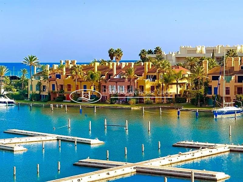 Foto 414f62ce-f648-43ac-b402-d533e7729d90. Appartamento in puerto de Sotogrande-la marina Sotogrande