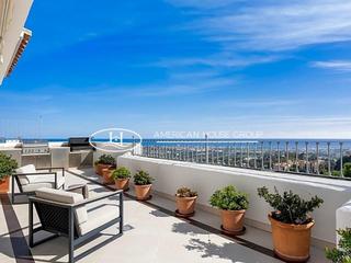 Dúplex a El Madroñal. Maravilloso ático dúplex en venta en benahavís, málaga