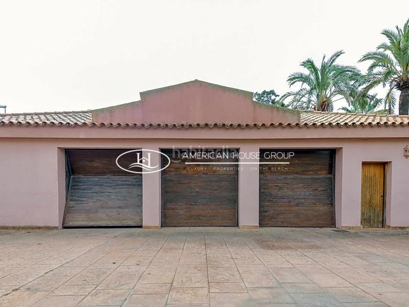 Foto 29da1a8e-0112-40ce-9fb9-cf92babe361f. House with parking pool in Los Gallos Chiclana de la Frontera