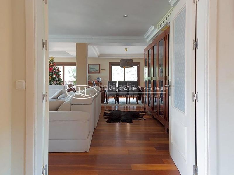 Foto 4c26f313-7564-405b-bd0c-1de197c15976. House with parking pool in Los Gallos Chiclana de la Frontera