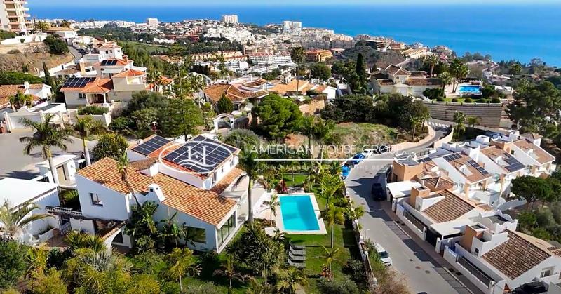 Foto 19120b34-c6ad-411c-a687-610686d53165. Casa amb calefacció piscina a La Capellanía - El Higuerón Benalmádena