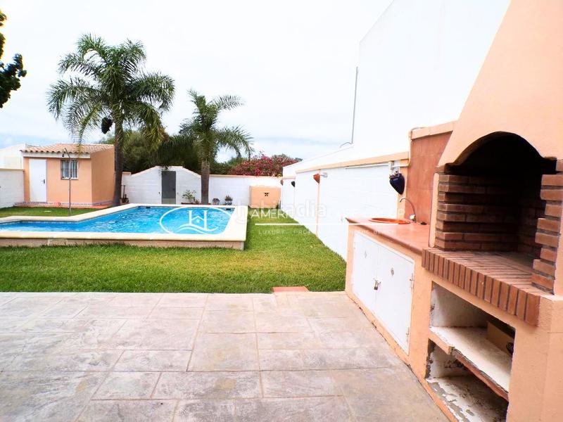Foto 9784e708-dd87-42f0-aec6-cb06a04ff27a. Lloguer casa amb piscina a Los Gallos Chiclana de la Frontera