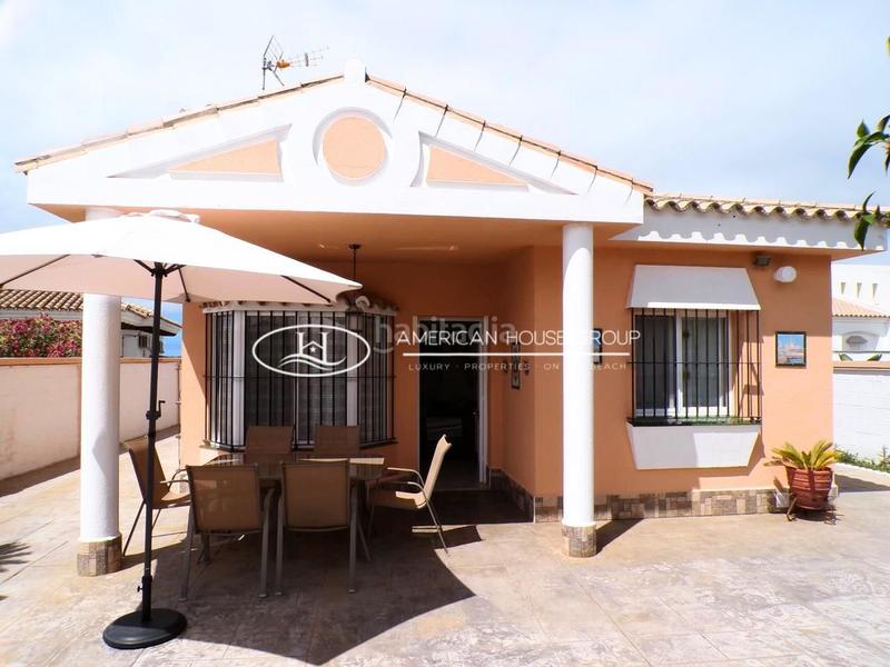 Foto df3ccc5a-8ff5-4ff2-8535-020416a09da4. Lloguer casa amb piscina a Los Gallos Chiclana de la Frontera