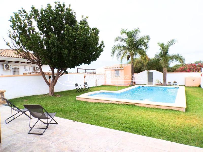 Foto 5b00bfb0-f81a-4e3f-a6b7-9b1b1ff2a95e. Miete haus mit pool in Los Gallos Chiclana de la Frontera