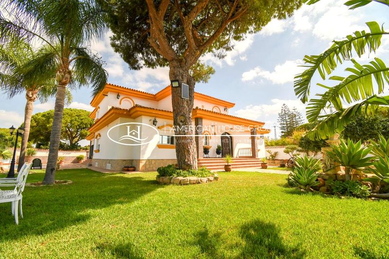 Foto 3b54fa7a-2464-4491-9b6d-16dedfd1ba0d. Casa amb calefacció piscina a Las Lagunas - Campano Chiclana de la Frontera