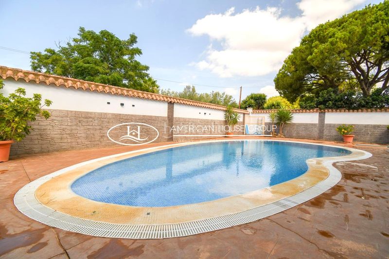 Foto 5b83a3dc-2ad7-4f93-b736-db0943554953. Casa amb calefacció piscina a Las Lagunas - Campano Chiclana de la Frontera