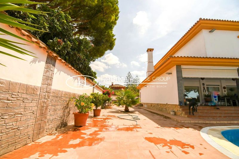 Foto 8ff8ca35-e929-4474-b446-7cb448942643. Casa amb calefacció piscina a Las Lagunas - Campano Chiclana de la Frontera