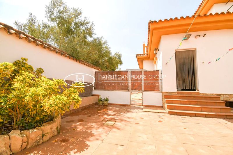 Foto babd7b68-8e2d-47c3-9243-ad9fce10d7df. Casa amb calefacció piscina a Las Lagunas - Campano Chiclana de la Frontera