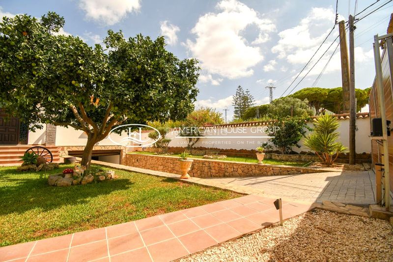 Foto c614fccd-8e76-4012-b28c-116c67f55df5. Casa amb calefacció piscina a Las Lagunas - Campano Chiclana de la Frontera