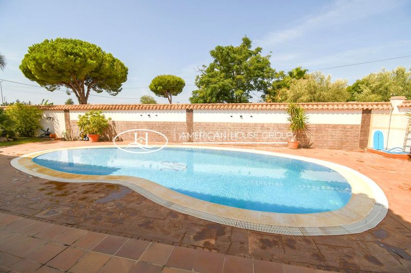 Foto d9bc186c-5820-46fc-9115-9898fd3a7a6f. Casa amb calefacció piscina a Las Lagunas - Campano Chiclana de la Frontera