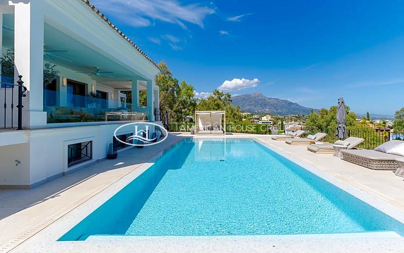 Foto 02f9497c-f1e0-4b58-a398-e36e3c0adb22. Haus mit pool in Benahavís pueblo Benahavís