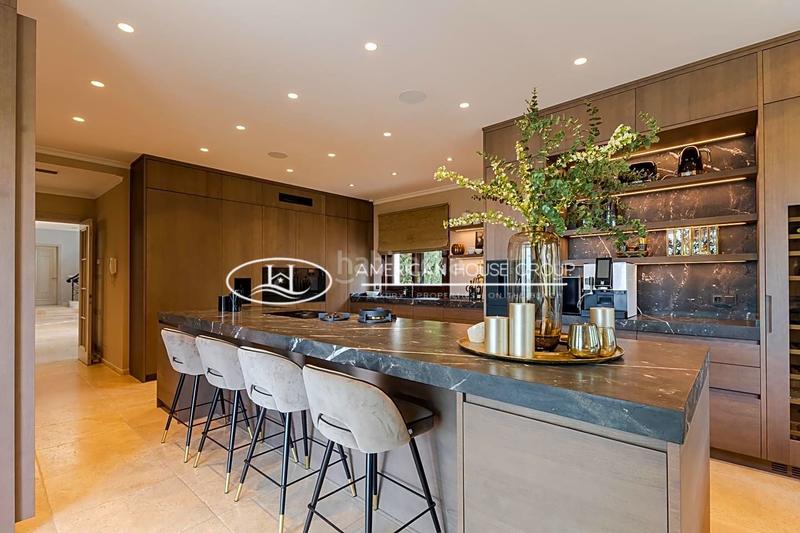 Foto 0785e133-91d7-4ca8-b7b3-f62cee4255a0. Haus mit pool in Benahavís pueblo Benahavís