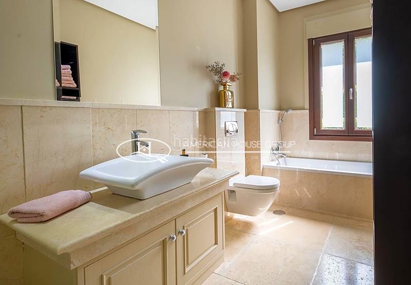 Foto 17afe2dc-8931-4d26-be54-bbe11dfe19c3. Haus mit pool in Benahavís pueblo Benahavís