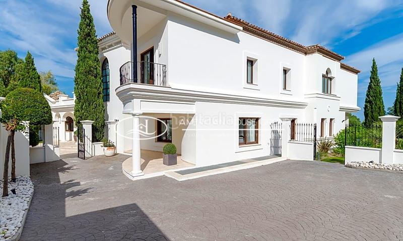 Foto a57ae337-5601-4e0f-8097-f09eddf89281. Haus mit pool in Benahavís pueblo Benahavís