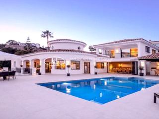 Maison à La Quinta. Majestuosa villa en venta en el paraíso, benahavís, málaga