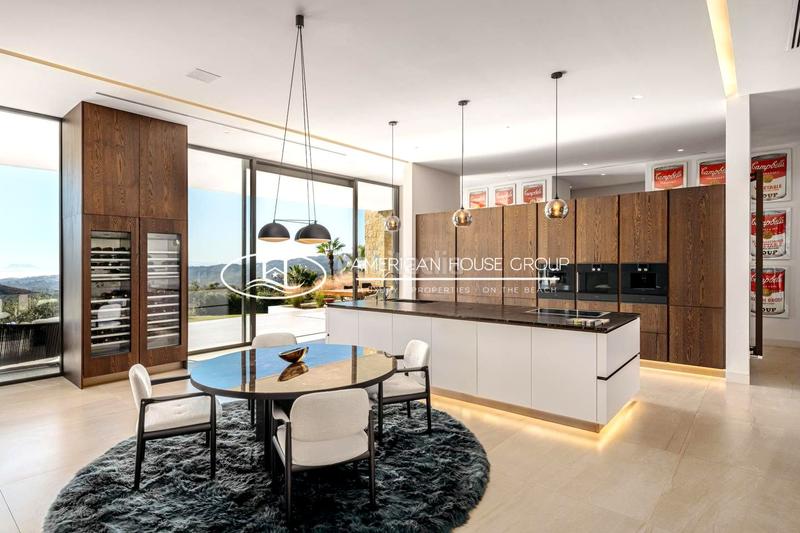 Foto 6f87580b-c32e-4b32-8e06-6425e9ff7dd1. Casa con riscaldamento piscina in Los Flamingos Benahavís