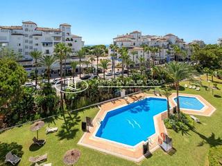 Apartament a Puerto Banús. Espectacular atico dúplex en venta en puerto banús, marbella, má