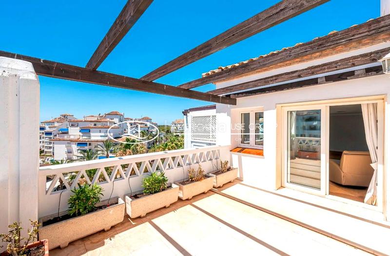 Foto 3de7e456-3660-49a0-a848-e4b30b9c012e. Piccolo appartamento in Puerto Banús Marbella