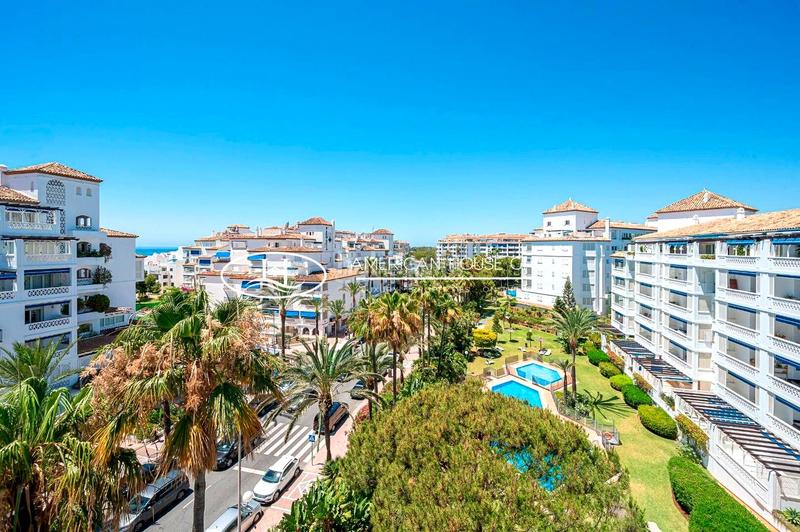 Foto d32bb282-eb5b-43e0-8885-faf4a6d83d23. Piccolo appartamento in Puerto Banús Marbella