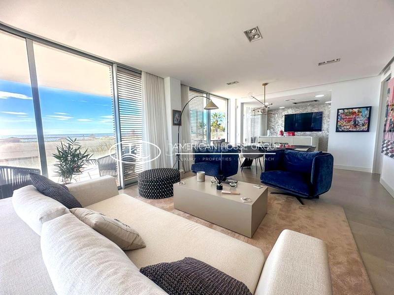 Foto 8c2754a5-ad21-4ca0-937d-157d7bc9b877. Piccolo appartamento con parcheggio piscina in puerto de Estepona Estepona