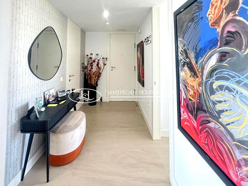 Foto a15dfb27-05bf-4c79-b531-1d3170477738. Piccolo appartamento con parcheggio piscina in puerto de Estepona Estepona